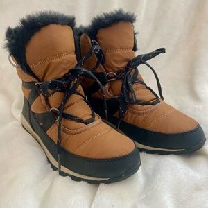 Sorel Brown and Black Winter Boots